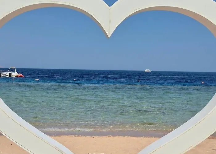 Üdülőközpont Domina Coral Bay Blocco 56 *